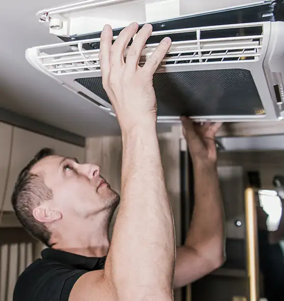  Professional Licensed And Insured Cleaners in Ashwaubenon, WI